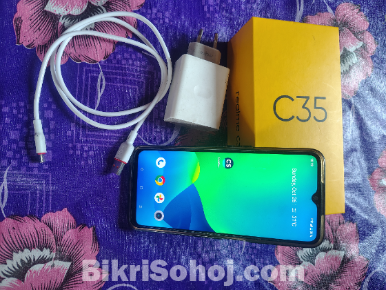 Realme C35